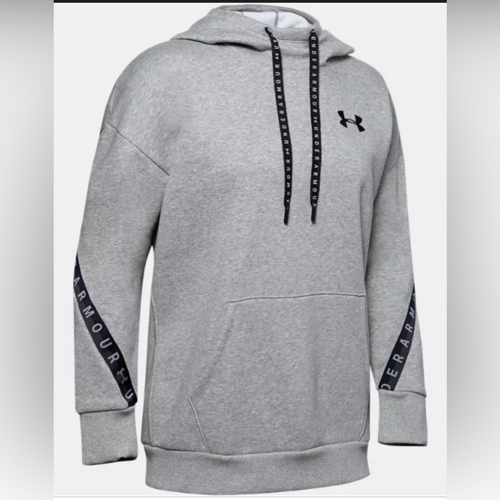 ✨👚UNDERARMOUR UA TAPED FLEECE HOODIE👚✨